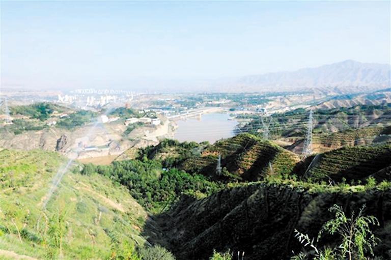 風景這邊獨好好——寫在永靖縣黃河劉家峽庫區(qū)北岸綜合治理和高質(zhì)量發(fā)展項目開工之際