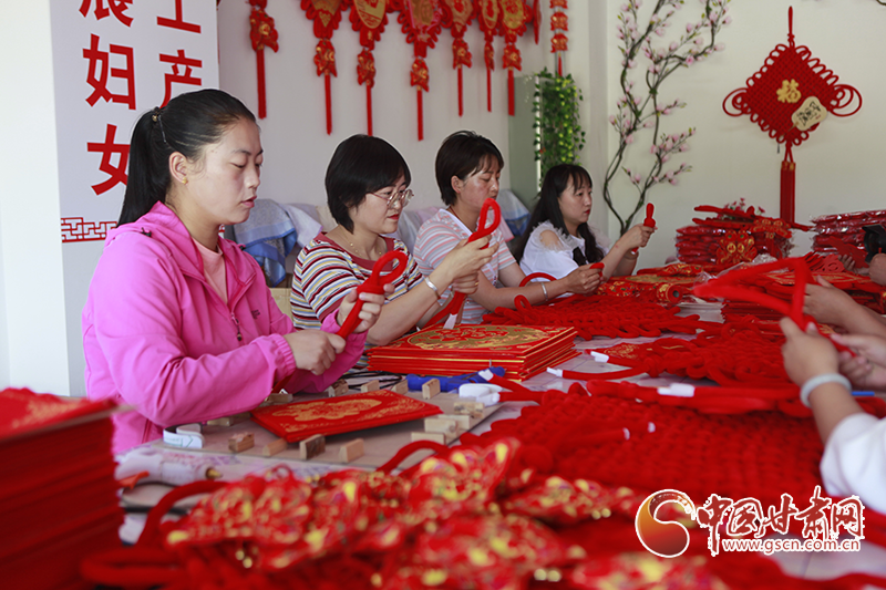 【中國的脫貧智慧】民樂：“五小”產(chǎn)業(yè)托起婦女致富夢(mèng)