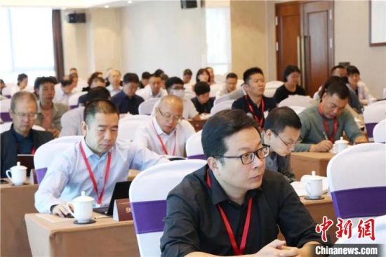 圖為“明清時期河西走廊社會變遷”學術研討會現(xiàn)場?！∥渫行侣剛髅郊瘓F供圖