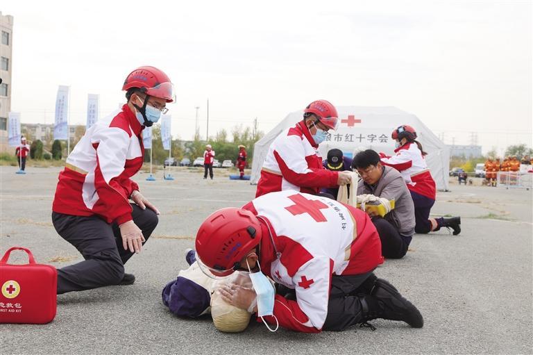 甘肅省紅十字會組織地震災(zāi)害應(yīng)急救援綜合演練