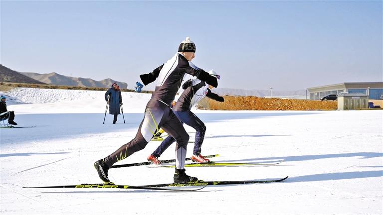 備戰(zhàn)2022北京冬殘奧會丨國家集訓(xùn)隊厲兵秣馬白銀雪道