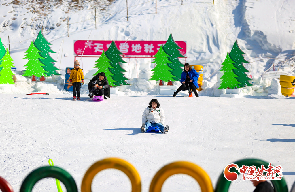 【樂享冰雪 喜迎冬奧】甘肅酒泉：冰雪運動樂趣多